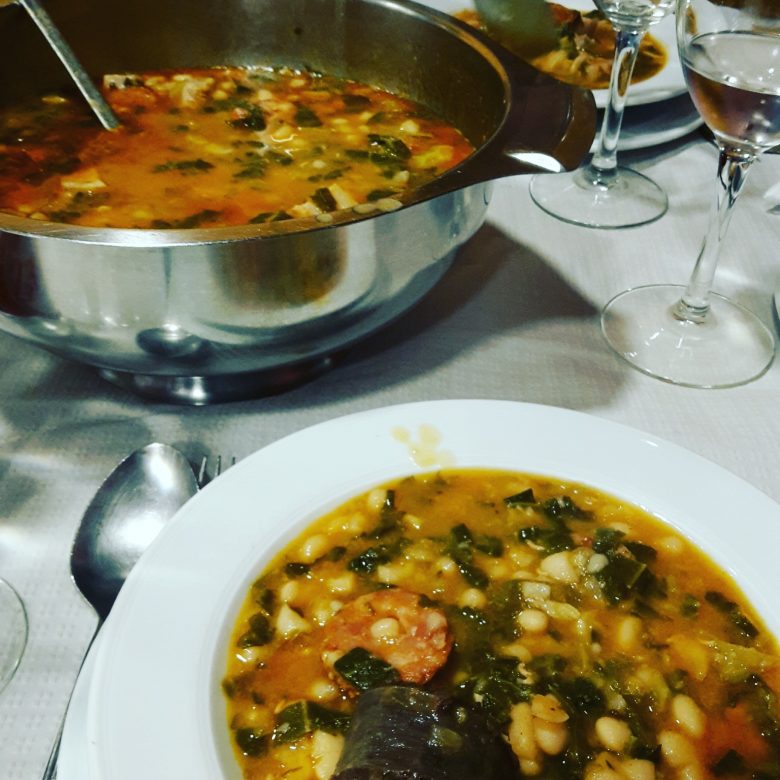 Cocido montañés, plato típico de Cantabria