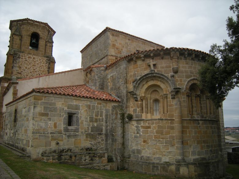 Iglesia románica de Santa María de Bareyo, Cantabria